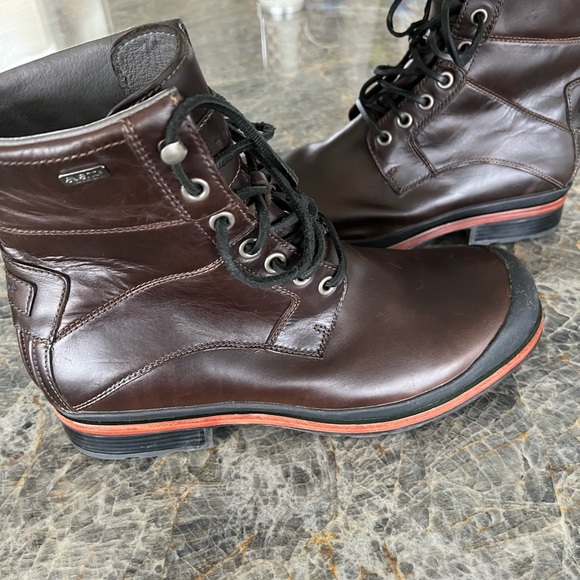 UGG Mens waterproof boots. Size 13m. main image 9